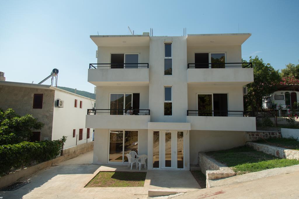 Del Mar Apartments Čanj 外观 照片