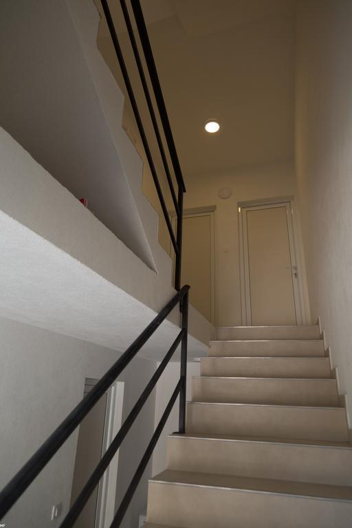 Del Mar Apartments Čanj 外观 照片